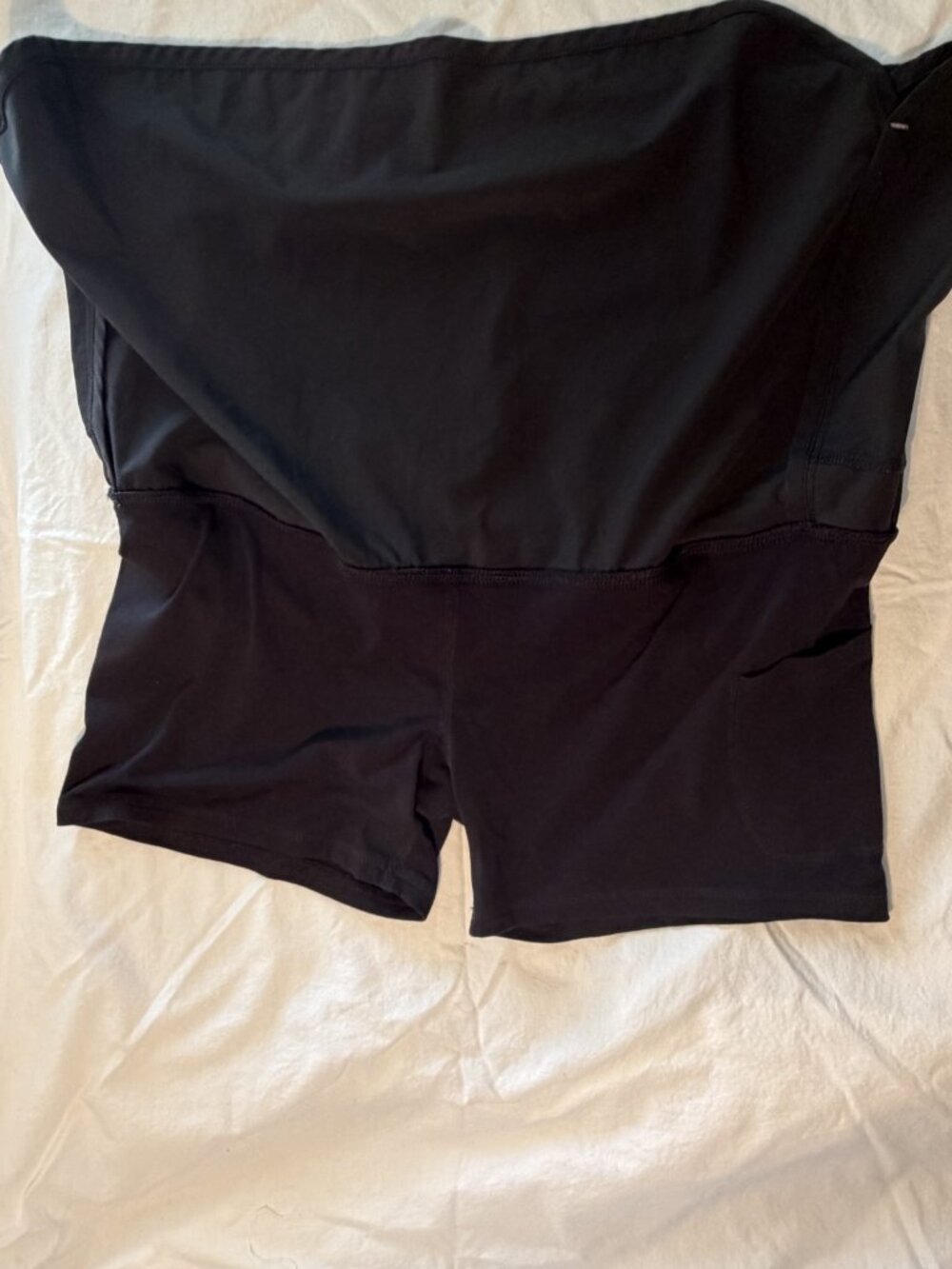 Free Fly Black Running Skort, Size Medium - Picture 6 of 7